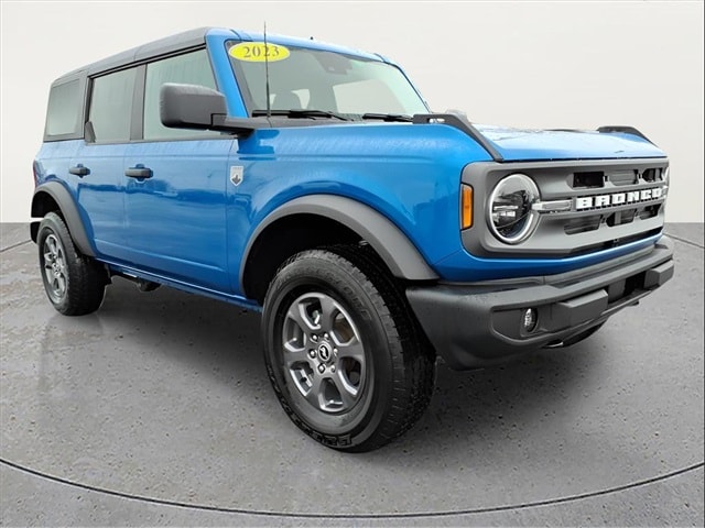 2023 Ford Bronco 4-Door Big Bend's photo