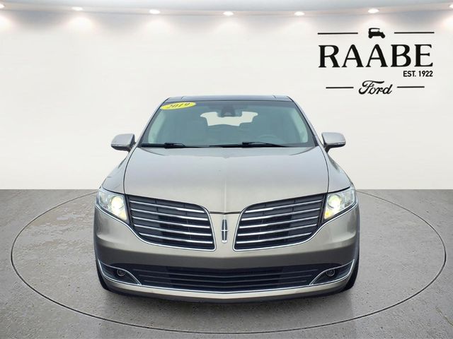 Used 2019 Lincoln MKT Reserve with VIN 2LMHJ5ATXKBL00264 for sale in Delphos, OH