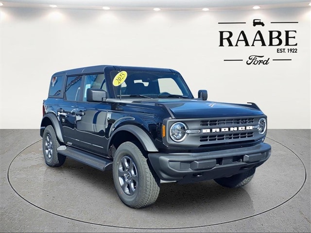 2025 Ford Bronco 4-Door Big Bend's photo