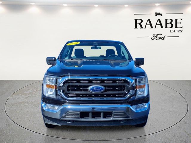 2022 Ford F-150 XLT photo 2