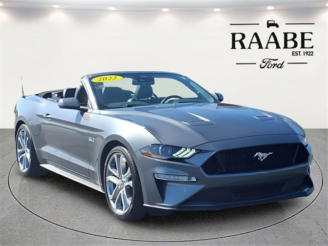 2022 Ford Mustang GT Premium Convertible photo 2