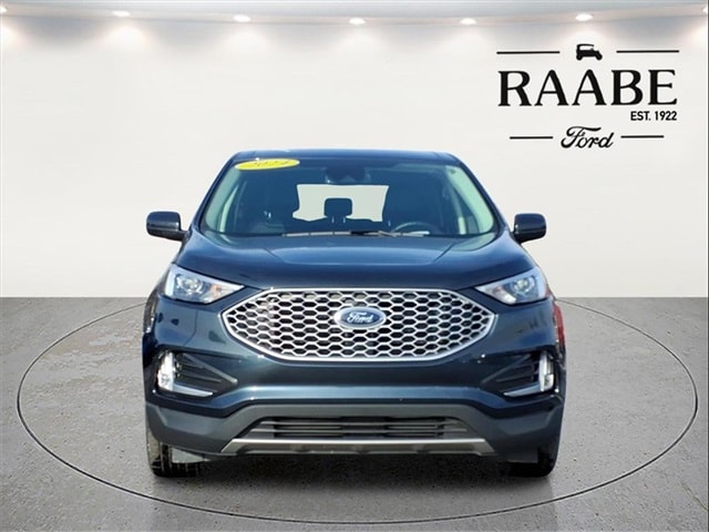 2024 Ford Edge SEL photo 2
