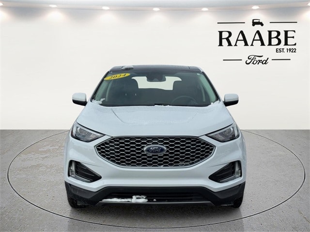 2024 Ford Edge SEL photo 2