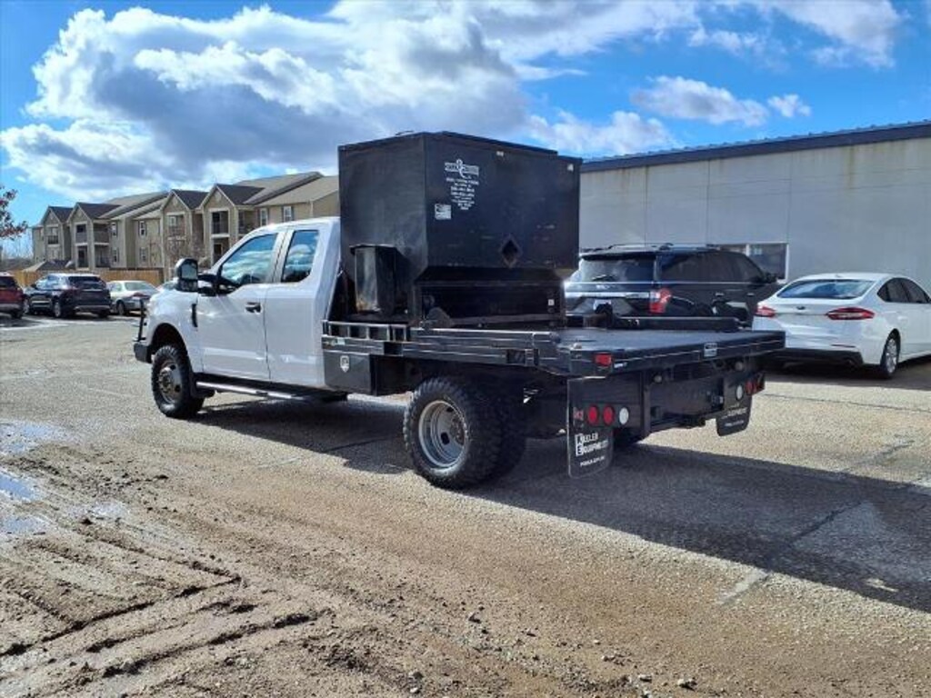 Used 2020 Ford F-350 Chassis Cab XL Chassis Truck
