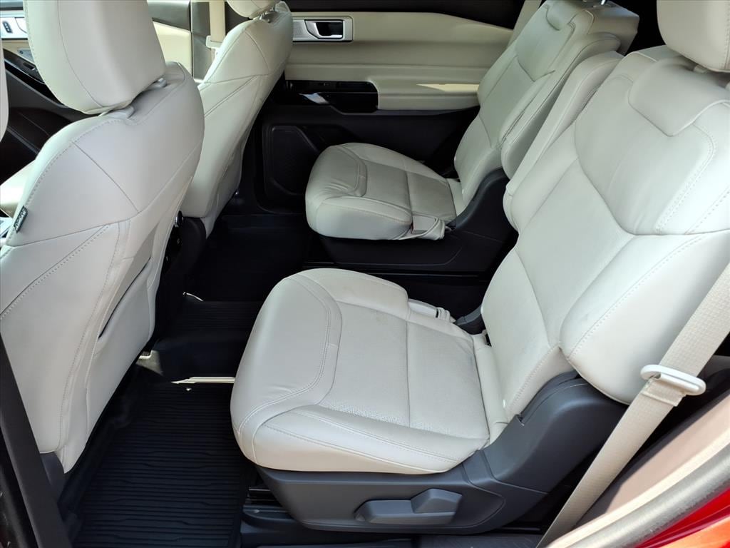2022 Ford Explorer Platinum - Photo 9