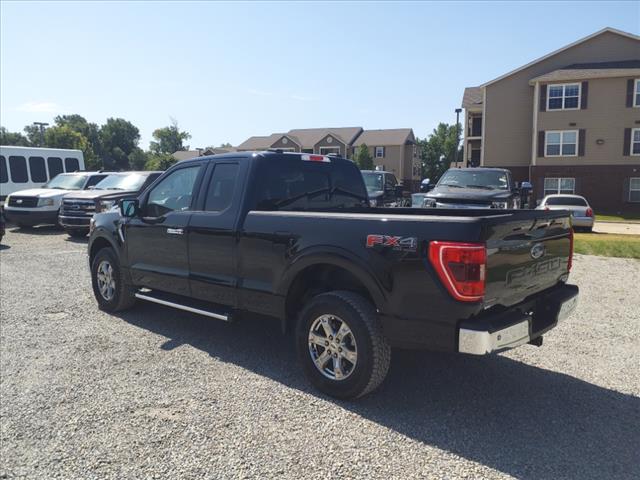 2022 Ford F-150 XLT photo 2