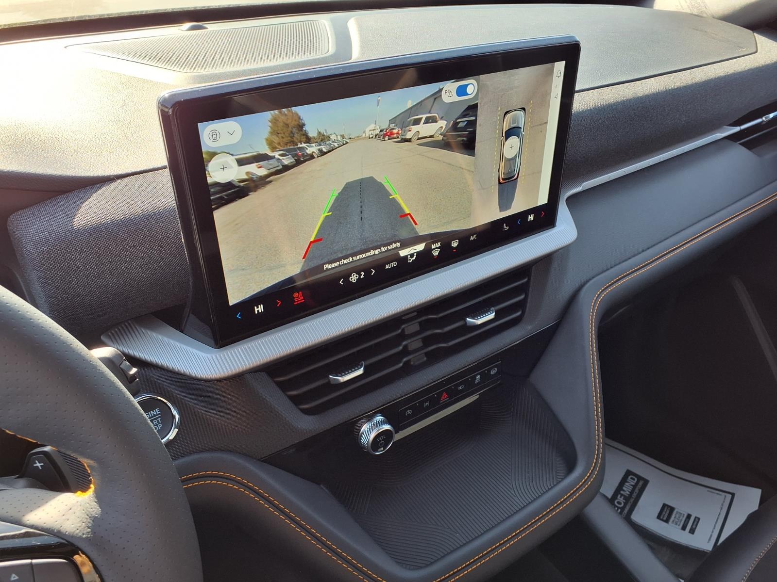 2026 Ford Explorer Tremor - Photo 18