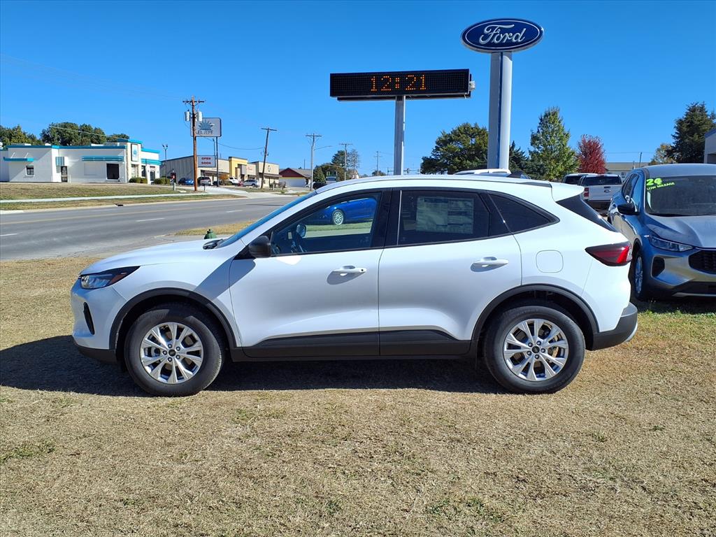 2025 Ford Escape Active photo 3