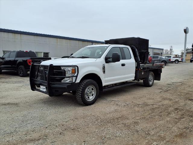 2021 Ford F-350 Super Duty Chassis Cab XL's photo