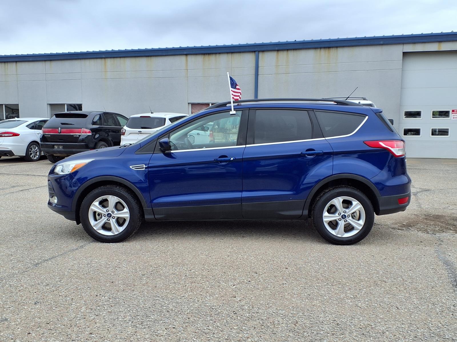 Used 2016 Ford Escape SE with VIN 1FMCU9G93GUC43990 for sale in Wellington, KS
