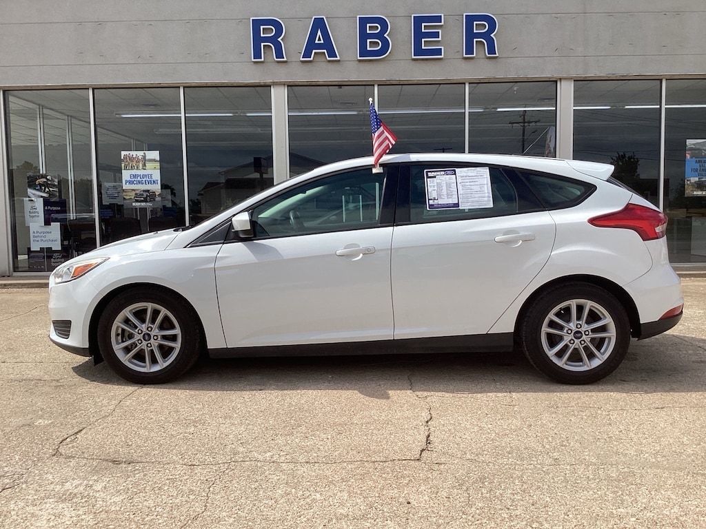 Used 2018 Ford Focus SE Hatchback