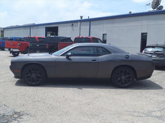 Used 2022 Dodge Challenger SXT with VIN 2C3CDZAG1NH233510 for sale in Wellington, KS