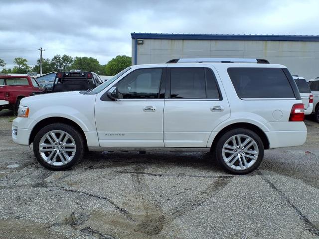 2017 Ford Expedition Platinum photo 2
