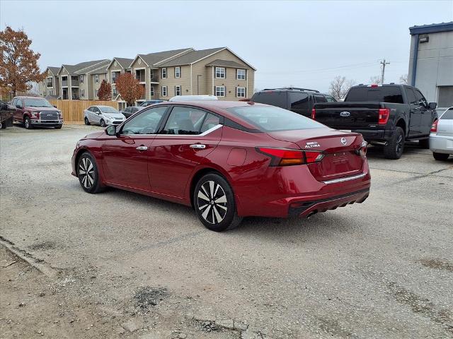 2022 Nissan Altima 2.5 SL photo 2