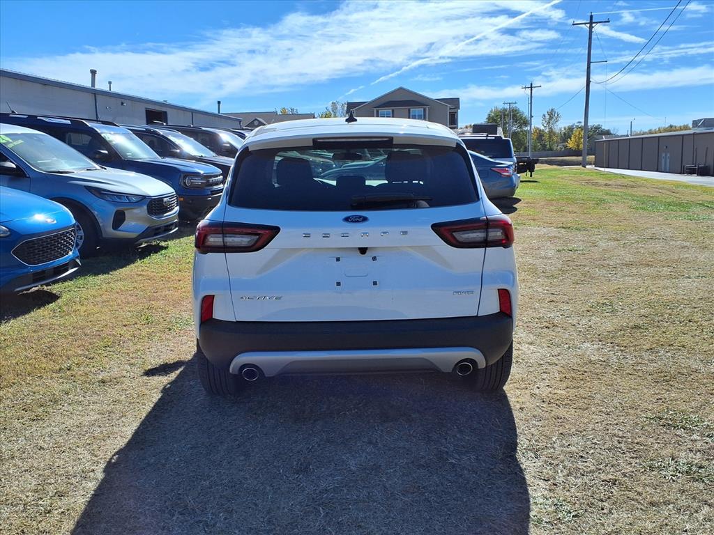 2025 Ford Escape Active photo 4