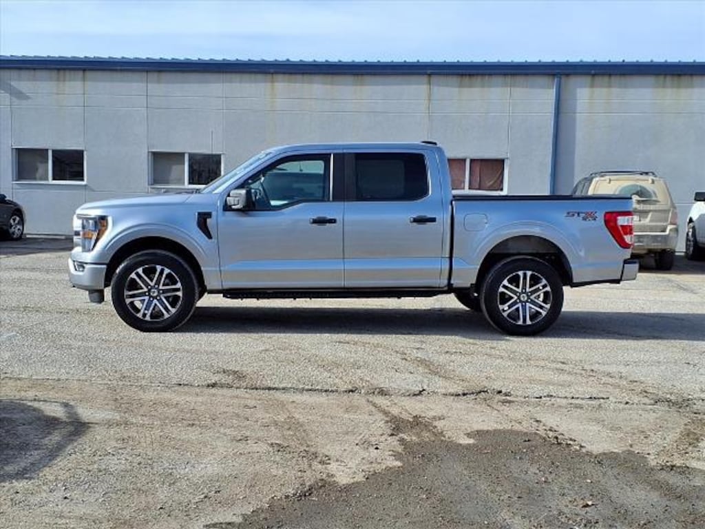 Used 2023 Ford F-150 XL Crew Cab Short Bed Truck
