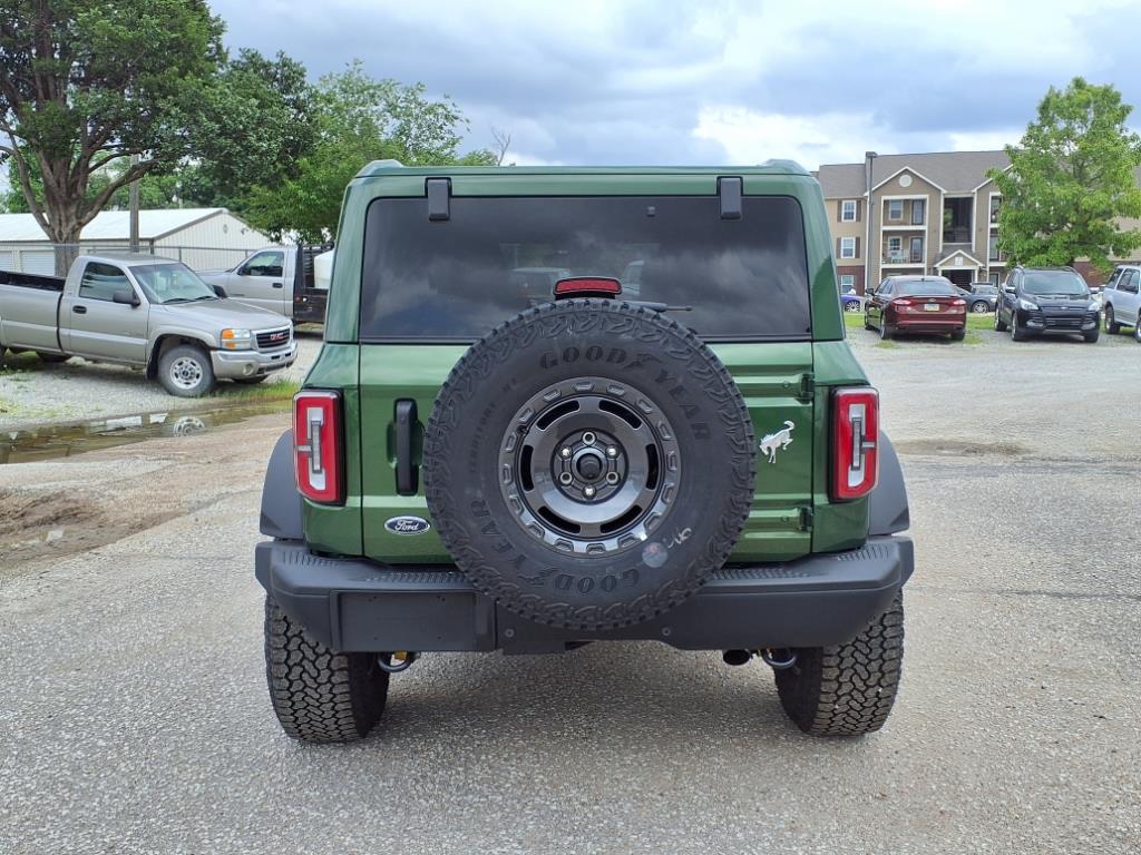 2025 Ford Bronco Badlands photo 3