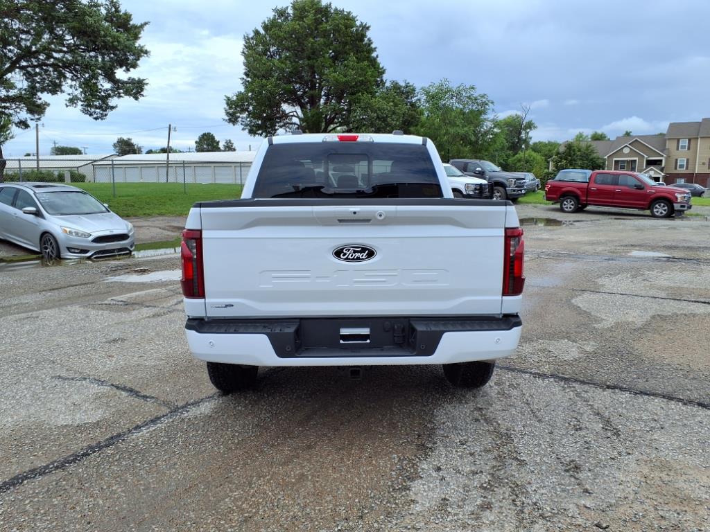 2025 Ford F-150 XLT photo 4