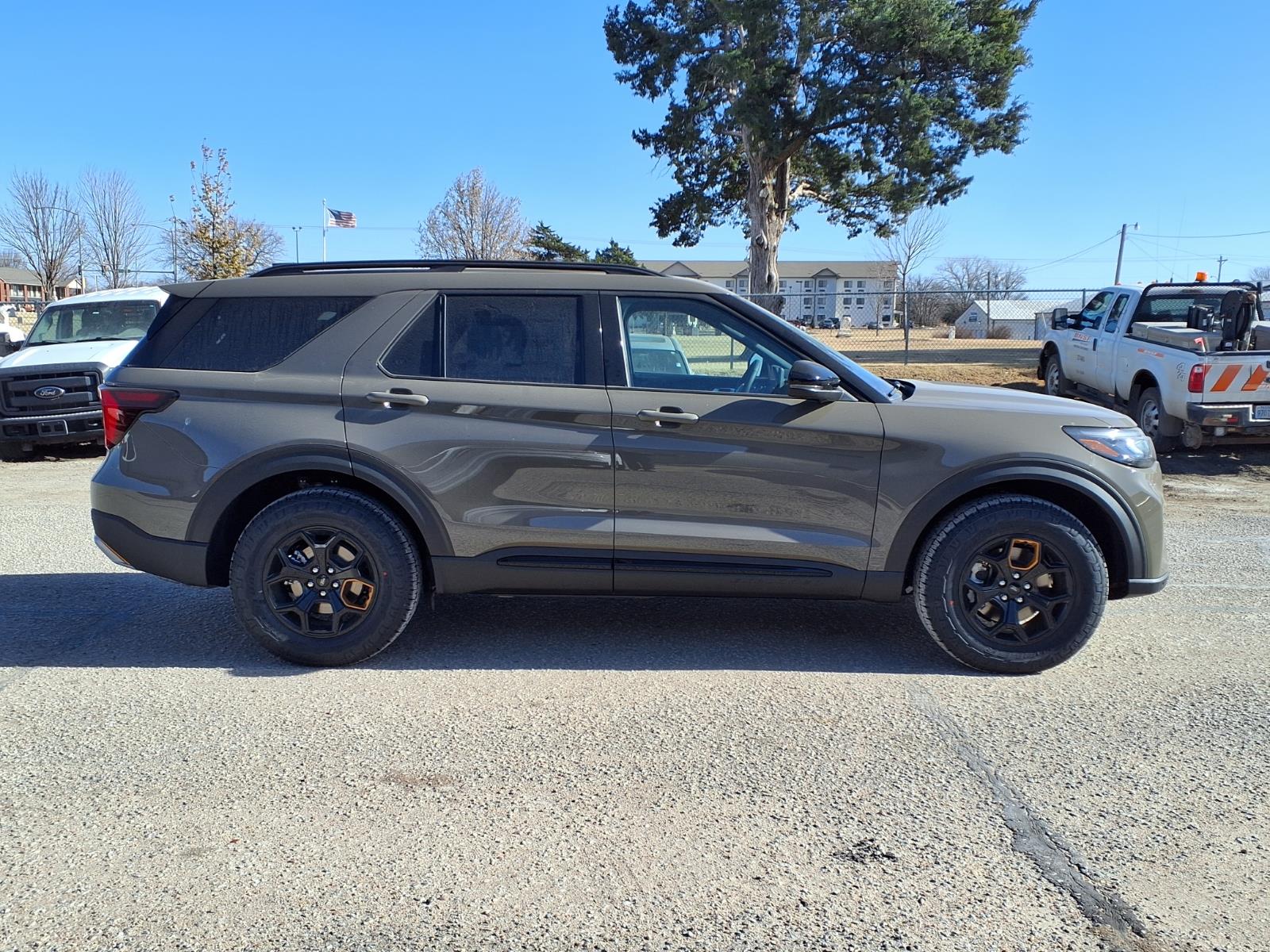 2026 Ford Explorer Tremor - Photo 6