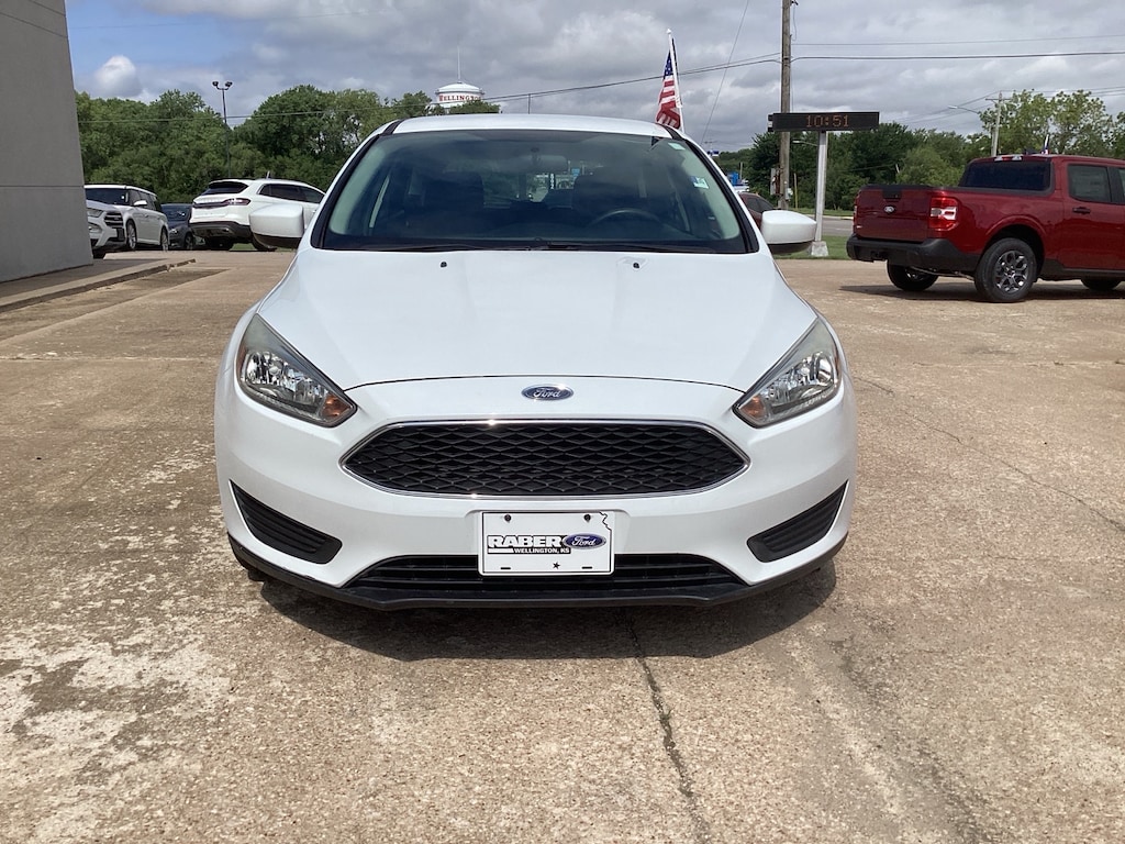 Used 2018 Ford Focus SE Hatchback