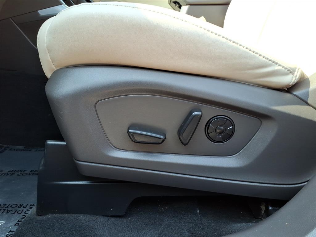 2022 Ford Explorer Platinum - Photo 13
