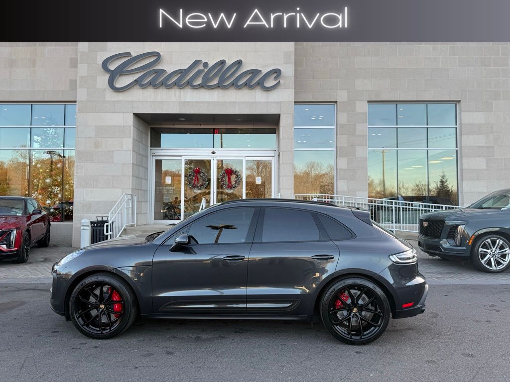 2023 Porsche Macan GTS's photo