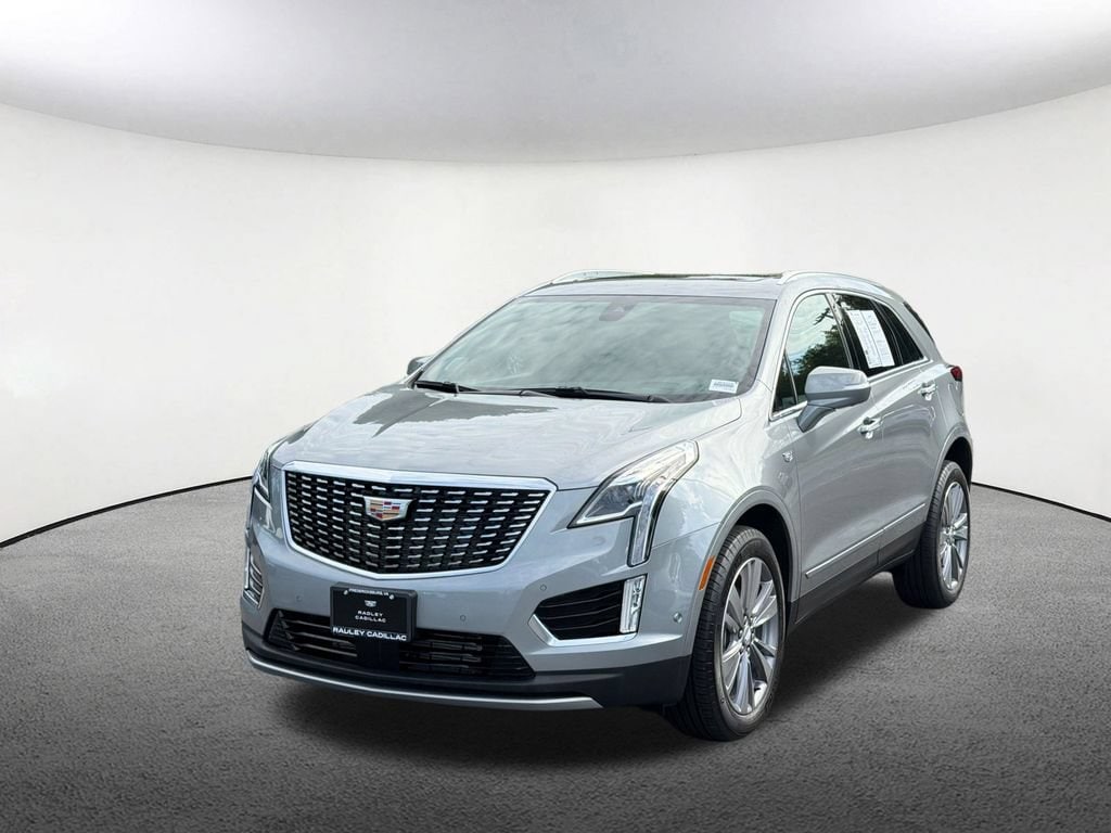Argent Silver Metallic 2025 Cadillac XT5 SUV / Crossover Four-Wheel Drive Automatic