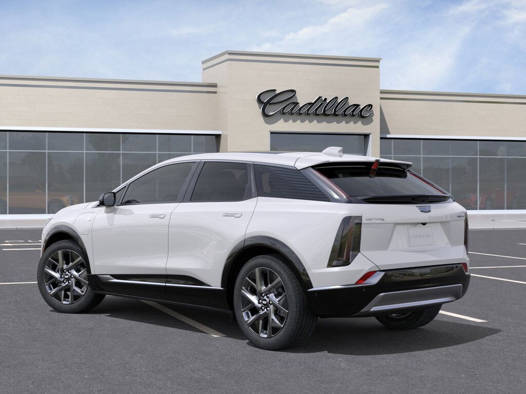New 2025 CADILLAC OPTIQ Luxury 1 SUV