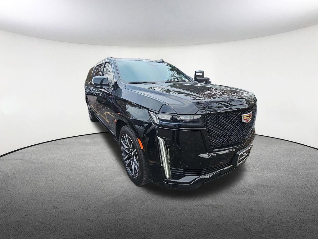 2021 Cadillac Escalade ESV Sport Platinum's photo
