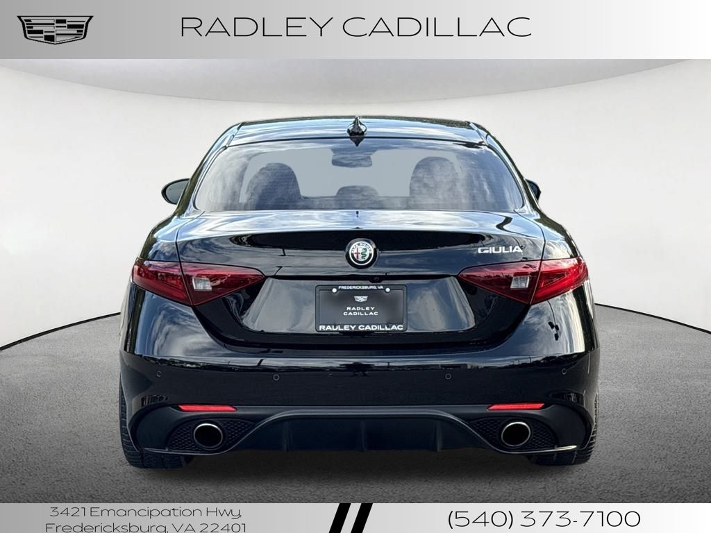 2019 Alfa Romeo Giulia Ti Sport photo 4