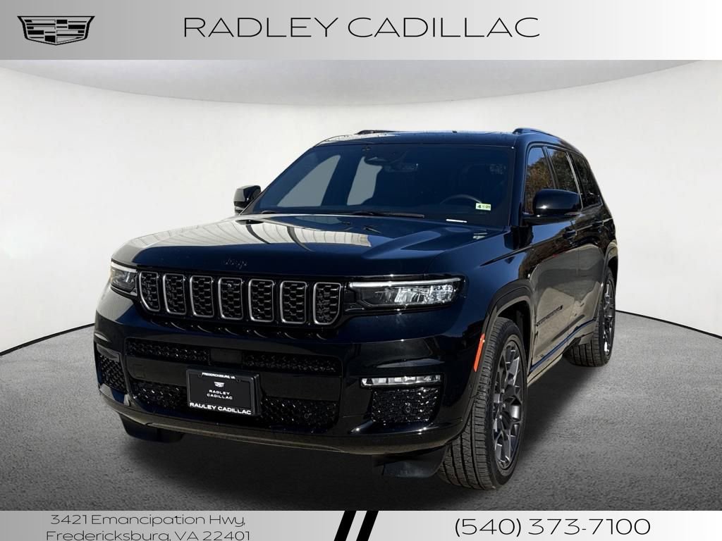 2023 Jeep Grand Cherokee L Summit Reserve's photo