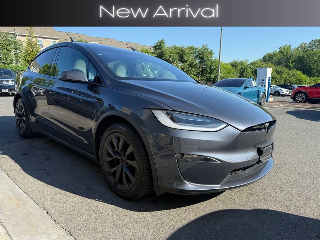 2022 Tesla Model X Plaid's photo
