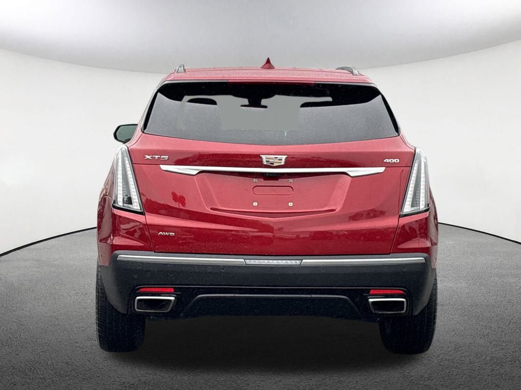 2023 Cadillac XT5 Sport photo 4