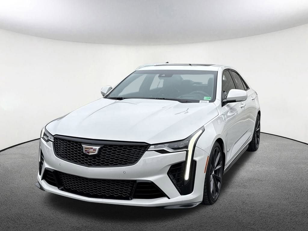2022 Cadillac CT4 V-Series Blackwing's photo