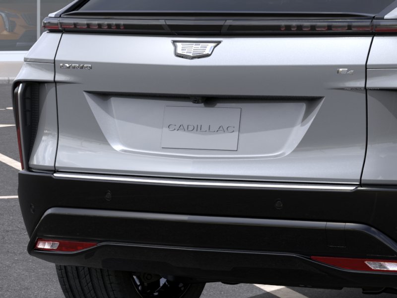 2027 Cadillac LYRIQ Luxury - Photo 14