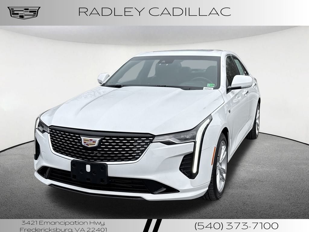 2022 Cadillac CT4 Luxury's photo