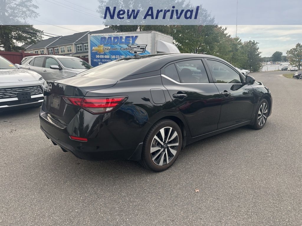 2025 Nissan Sentra SV photo 3