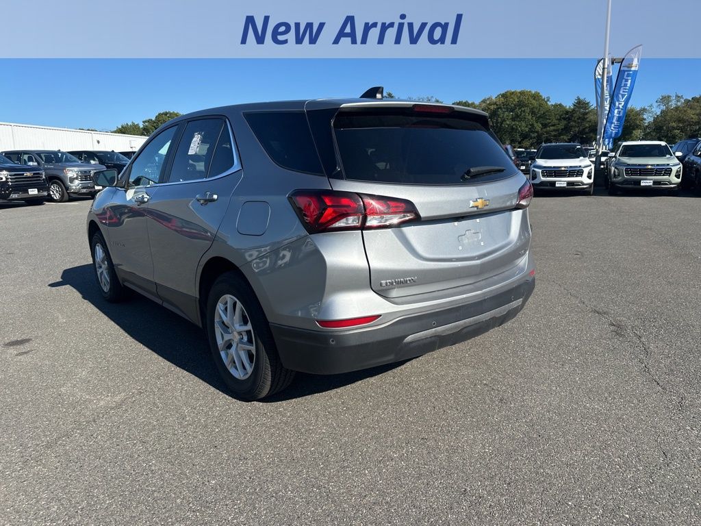 2024 Chevrolet Equinox LT photo 4