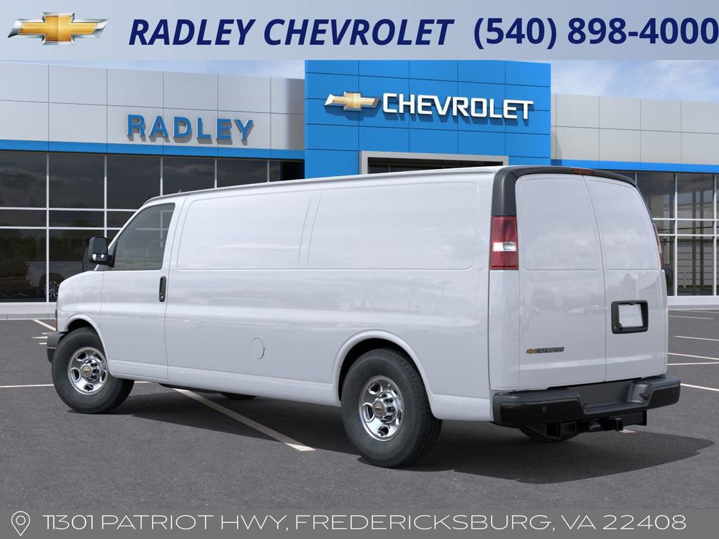 2025 Chevrolet Express Cargo 3500 Van photo 3
