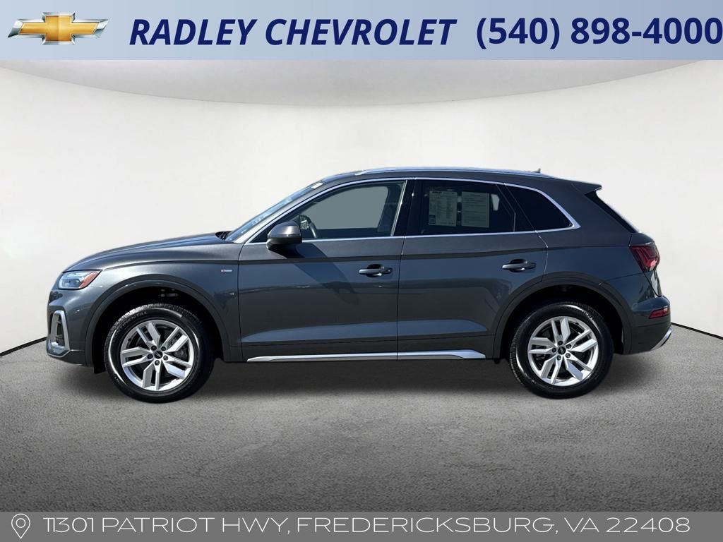 2022 Audi Q5 45 S line Premium photo 2