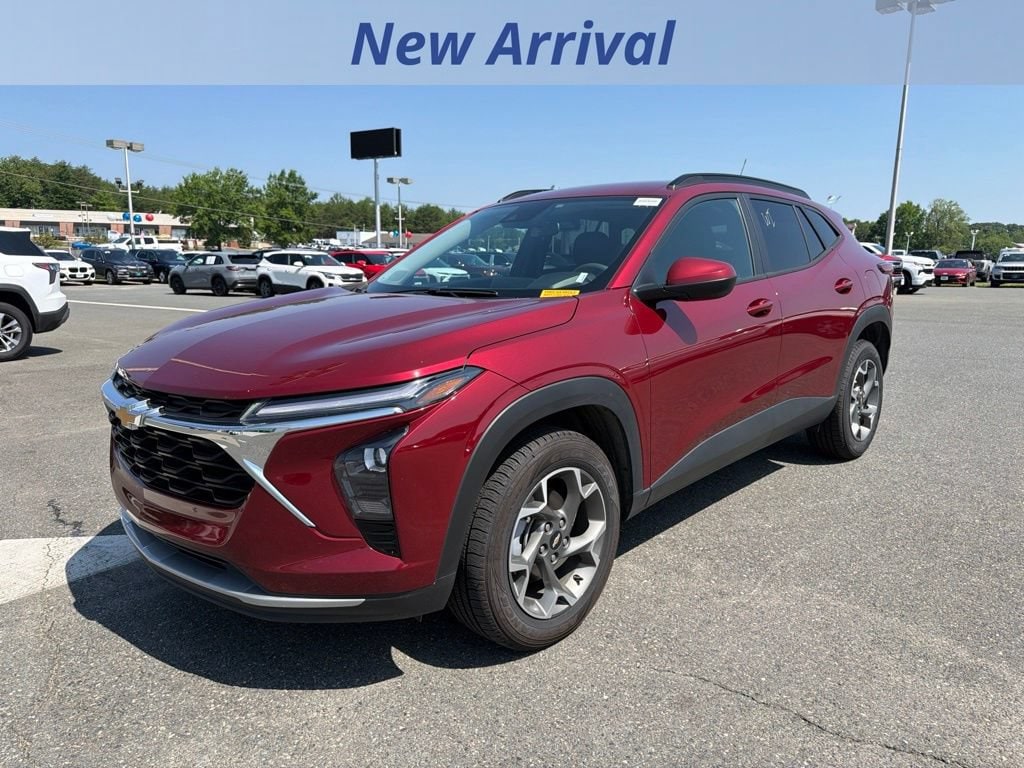 2025 Chevrolet Trax LT's photo