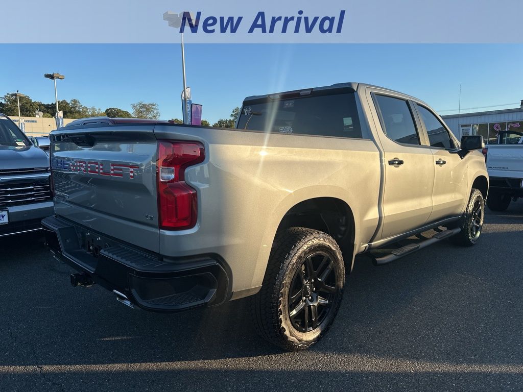 2025 Chevrolet Silverado 1500 LT Trail Boss photo 2