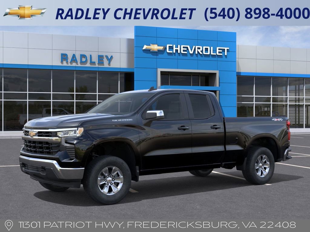 2026 Chevrolet Silverado 1500 LT photo 2