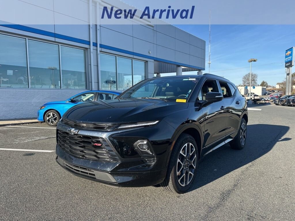 Used 2025 Chevrolet Blazer RS SUV