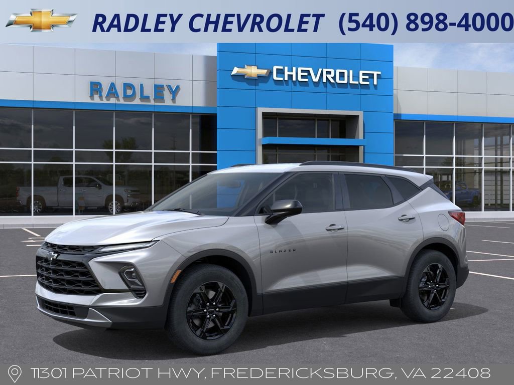 2025 Chevrolet Blazer 2LT photo 2