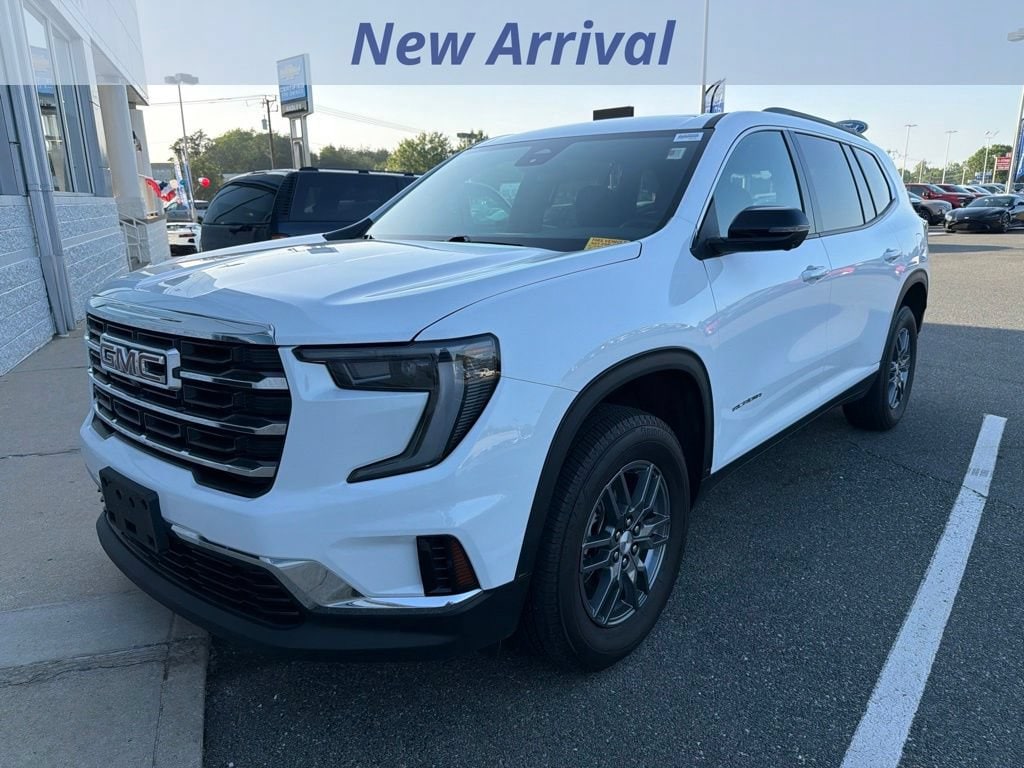 2025 GMC Acadia Elevation FWD's photo