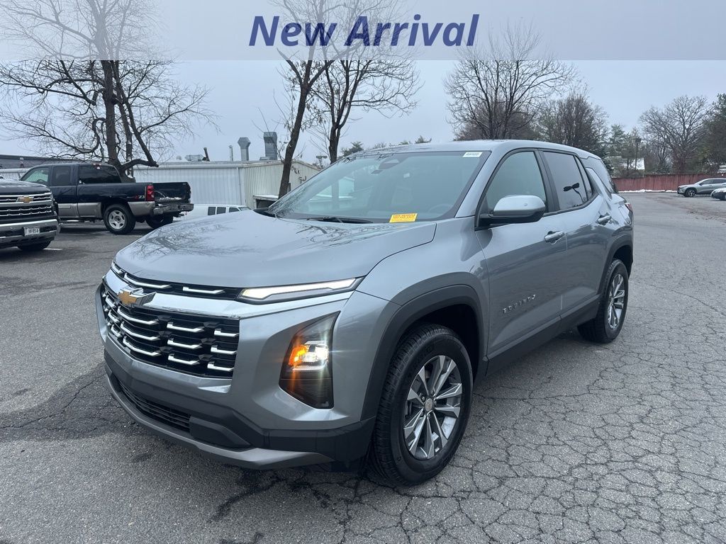 2025 Chevrolet Equinox LT's photo