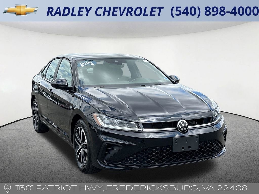 2025 Volkswagen Jetta Sport - Photo 21