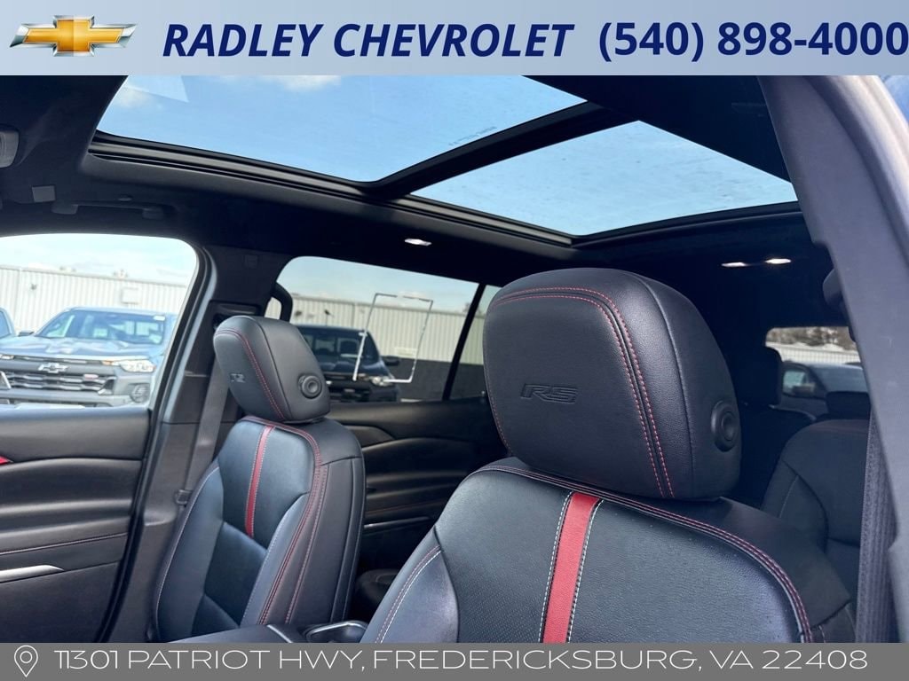 Used 2024 Chevrolet Traverse RS SUV