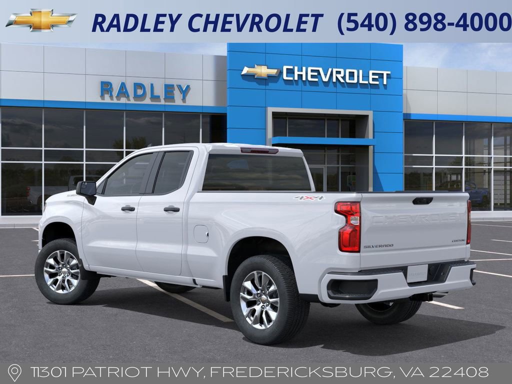 2026 Chevrolet Silverado 1500 Custom photo 2